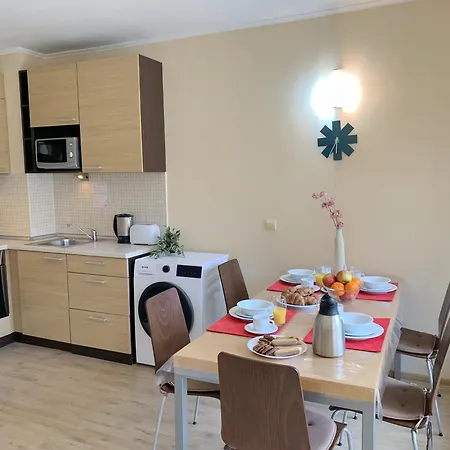 Beachfront Family For 8 Guests Apartman *