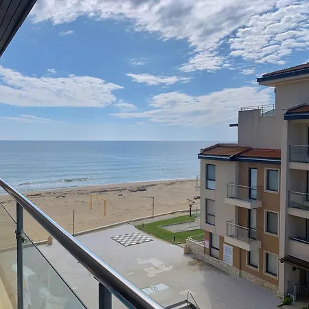 Apartman Beachfront Family For 8 Guests *