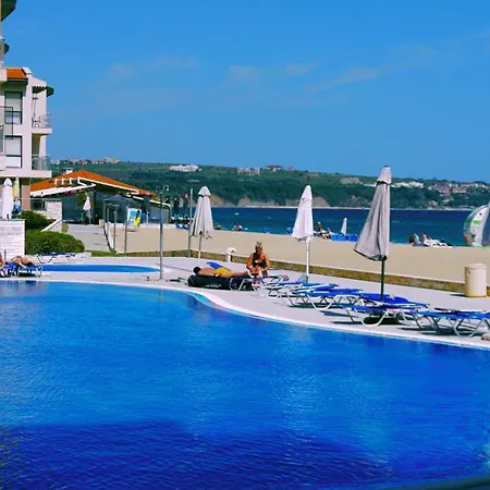 Beachfront Family For 8 Guests Obzor