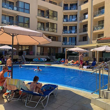 Apartman Beachfront Family For 8 Guests Obzor